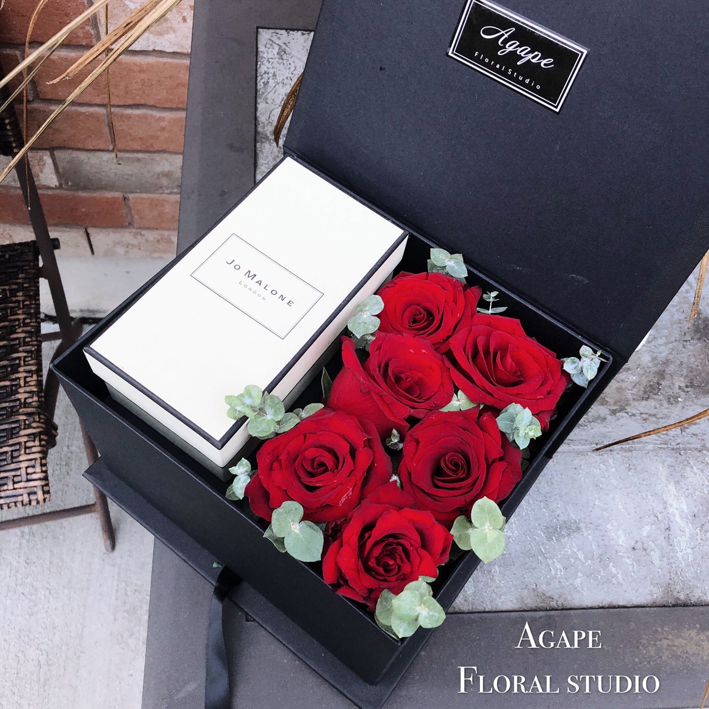 Signature Gift Box (Gift not Included) (VDAY)