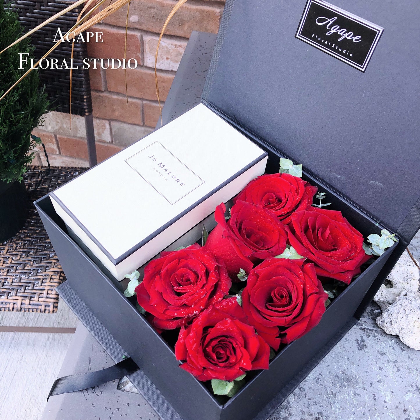 Signature Gift Box (Gift not Included) (VDAY)