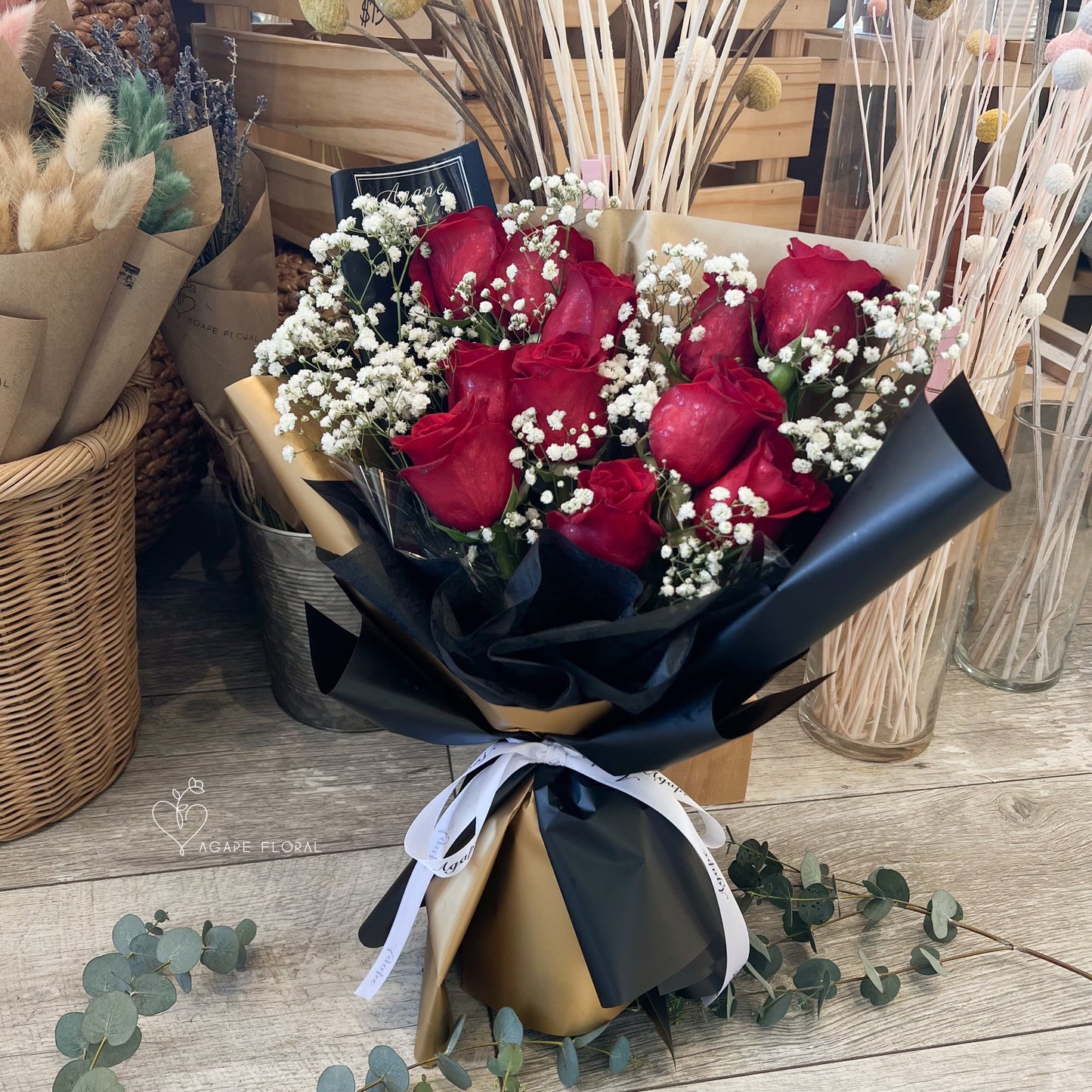 Snowy Red Rose Bouquet (VDAY)